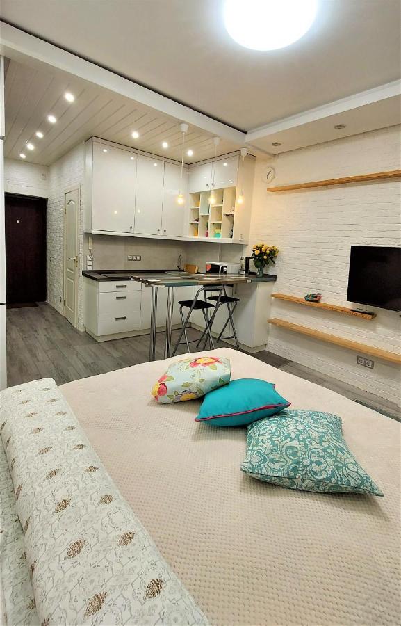 Смарт-Апартаменти На 1 Поверсі Kiev Extérieur photo